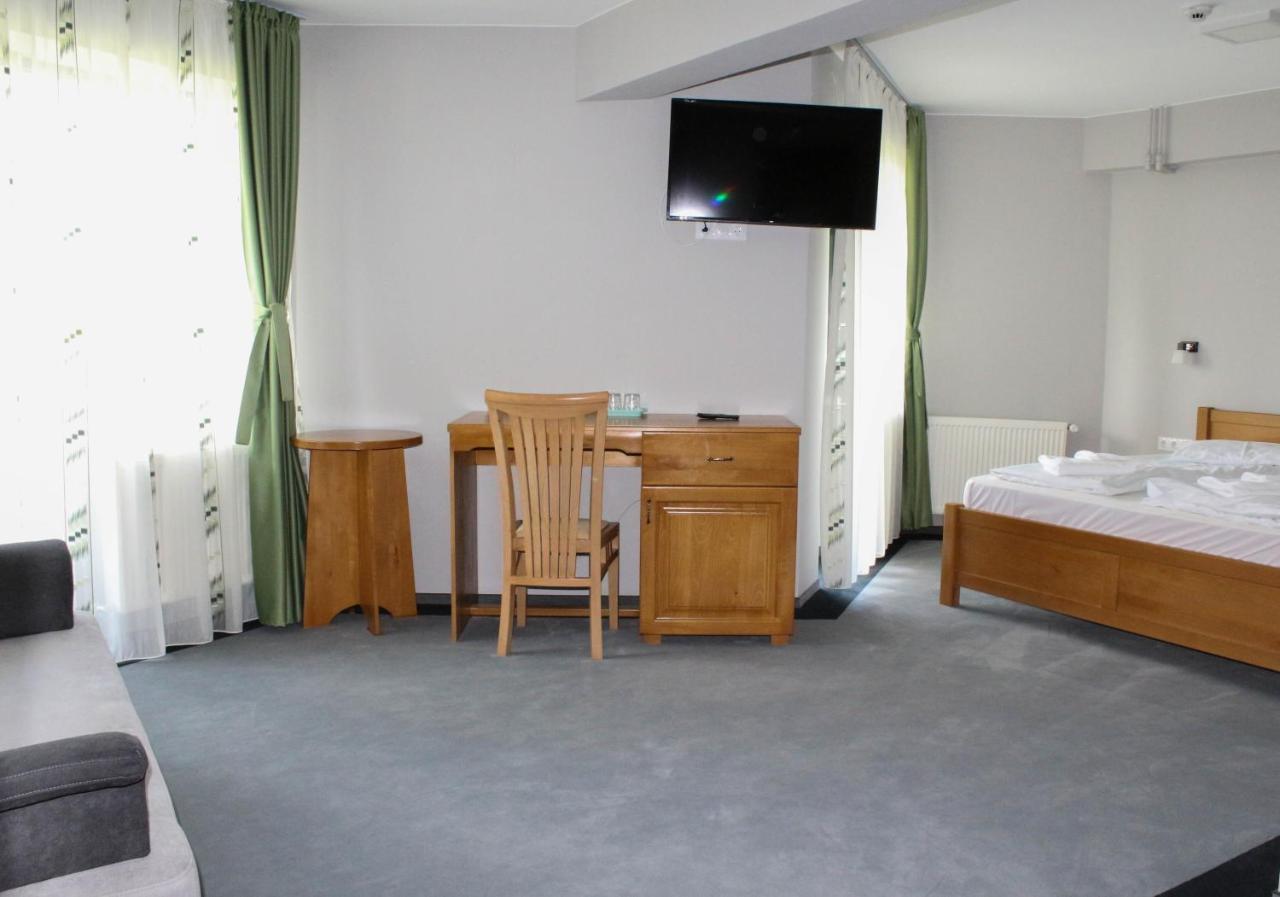 סובאטה Hostel Teleki מראה חיצוני תמונה