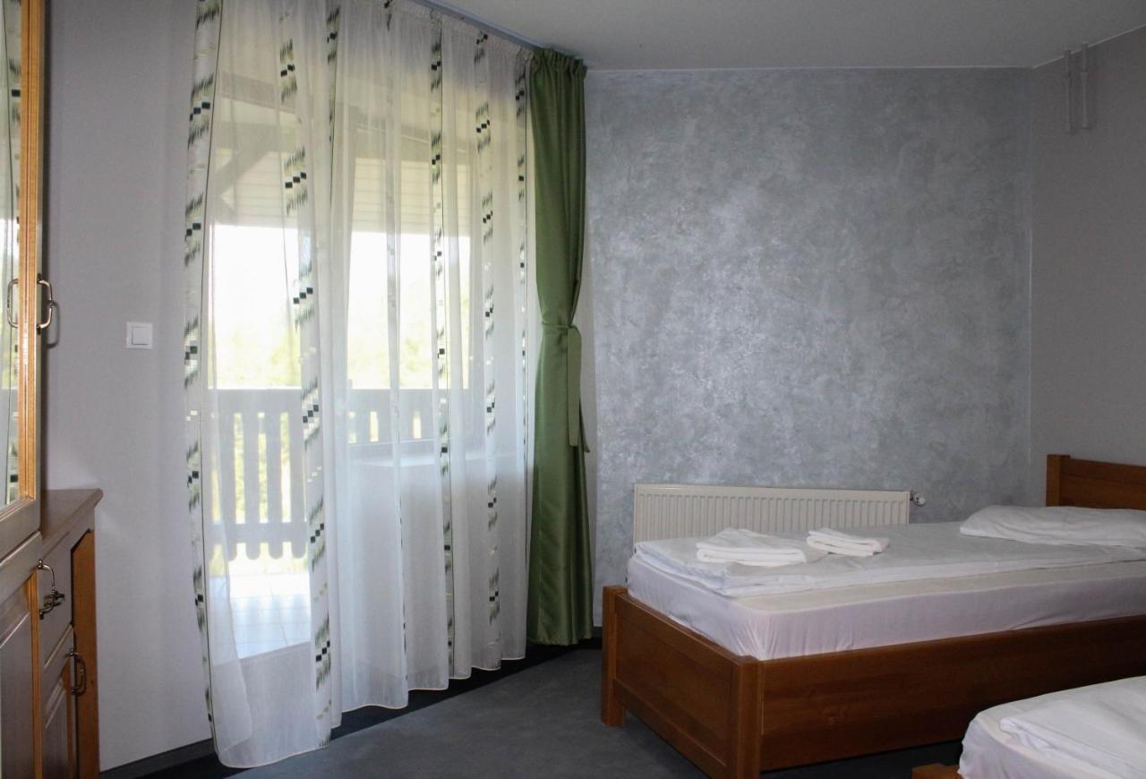 סובאטה Hostel Teleki מראה חיצוני תמונה