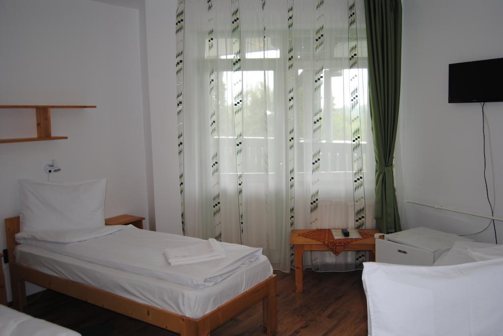 סובאטה Hostel Teleki מראה חיצוני תמונה